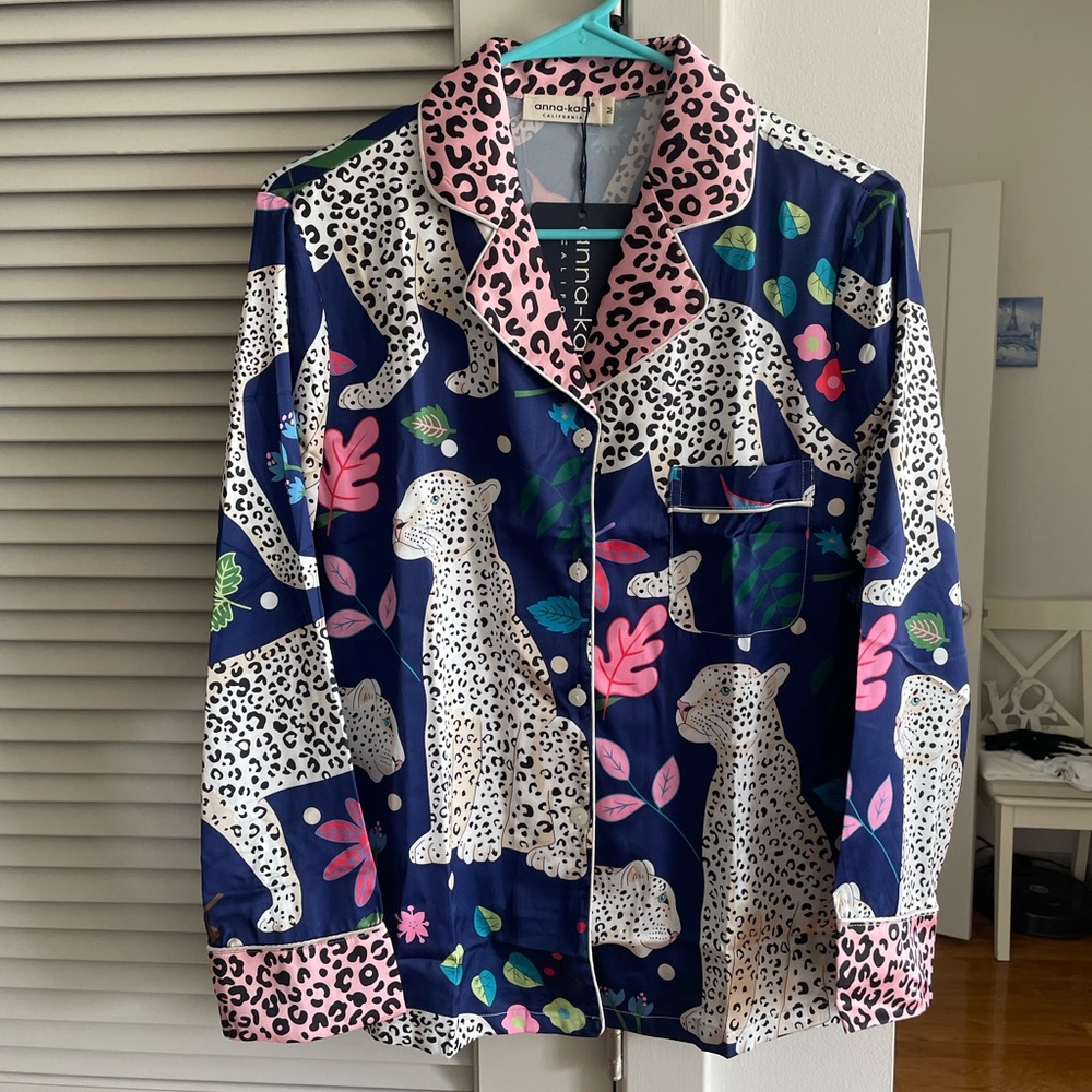 Women's Blue and Pink Leopard Print Pajamas